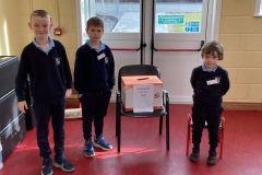 CF323FF2-7581-4424-B3D8-4462CB68DE2A