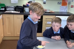 F887EBF1-2F8E-42CC-96C3-FDF67B93A2D2